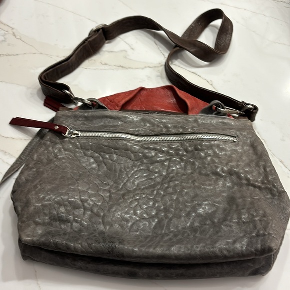 Daniella Leha I Pocketbook - Picture 5 of 5